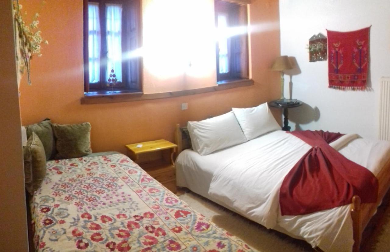 Traditional Rooms Karaouli 帕皮康 外观 照片
